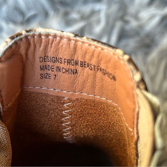 Beast Fashion snake skin print block heel ankle boots women’s shoe size 7 - Picture 7 of 8